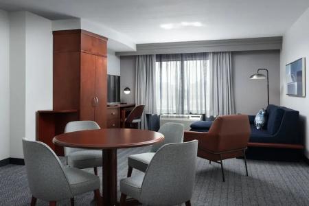 Courtyard by Marriott at Old Town - 72