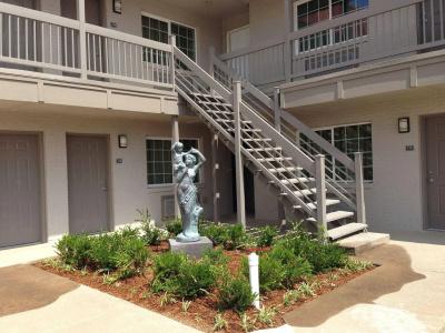 Romantic Inn & Suites - 13