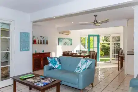 Coral Beach Noosa - 62