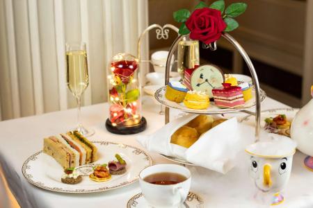 The Waldorf Hilton - 11
