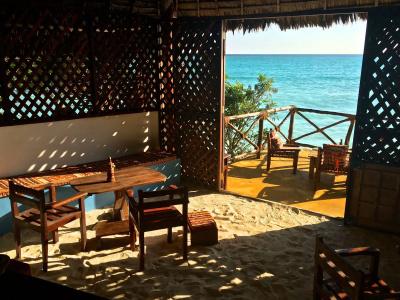 Sazani Beach and Tidal Lounge - 7