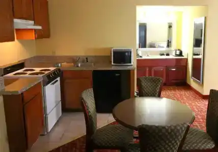 Baymont by Wyndham Pigeon Forge - 32