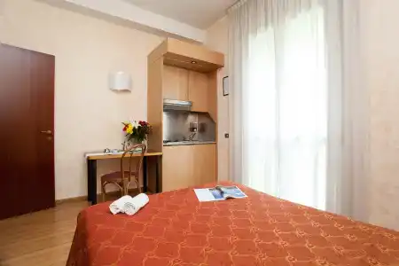 Ihs Milano ApartArgonne Park - 10