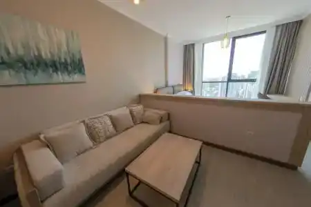 Season Suite Apart - 40