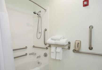 SpringHill Suites Nashville MetroCenter - 14