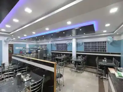 Green Grande Inn - 13