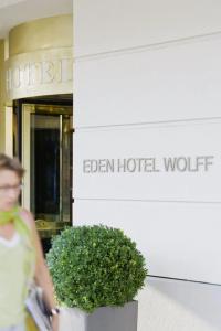 Eden Wolff - 27