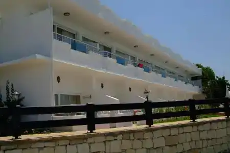 Side Beach Club - 24