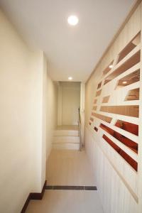 Happy Hostel - 13