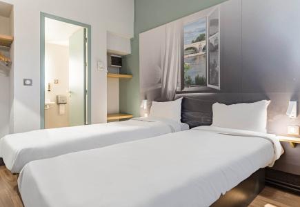 b&b hôTel Tours Nord 1 Val De Loire - 5