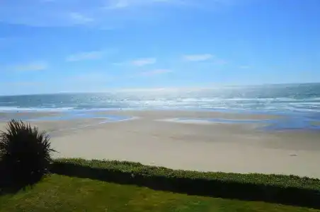 Starfish Manor Oceanfront - 2