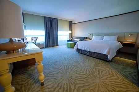 Hilton Garden Inn Montreal Airport - 42