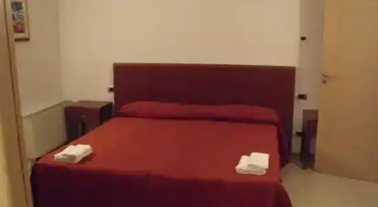 Ai Pini - 2