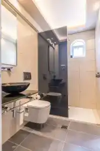 Balcony - Только для взрослых - 70
