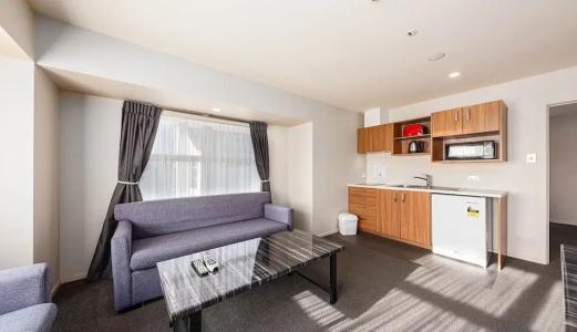 315 Riccarton - 96