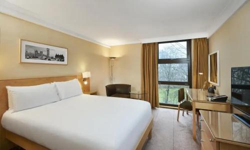 Hilton London Kensington - 54