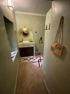 Riad Timila - 70