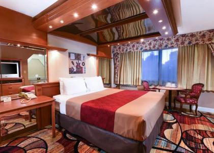 Vagabond Inn - 39