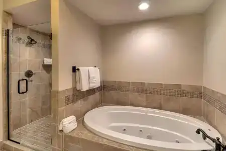 RiverStone Resort & Spa - 133
