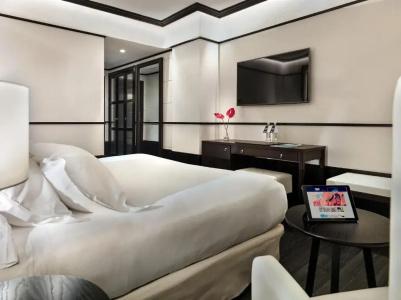 H10 Marina Barcelona - 28