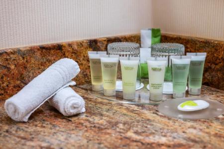 Courtyard by Marriott Prague City - 25