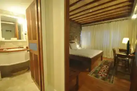 El Vino & Suites - 64