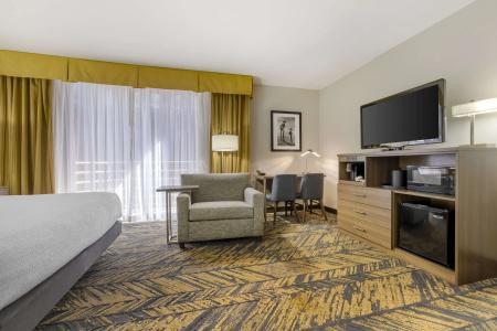 Best Western Plus Bayside Inn - 96