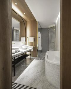 Hôtel Vernet Champs Elysées Paris - 21