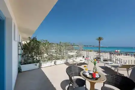 Riviera - 31