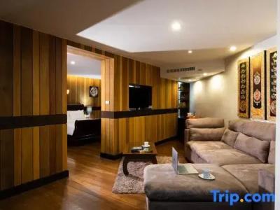 Khum Phucome -Sha Extra Plus - 217