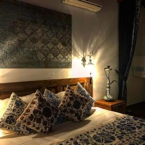 Saint Artemios and Oriental Suites - 44