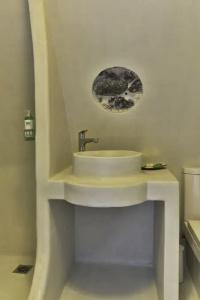 Trieris Villa & Suites - 125