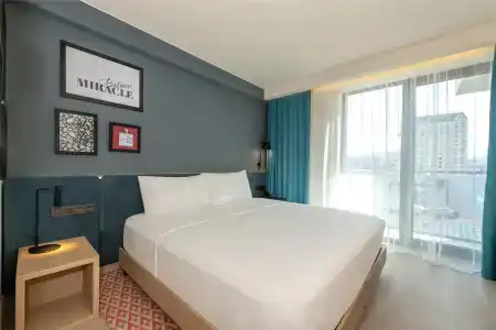 Hampton by Hilton Center - 27