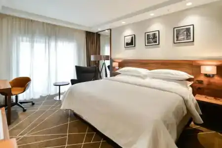 Sheraton - 15