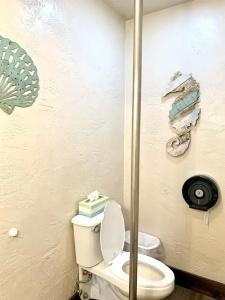 Breakers Boutique Inn - 95