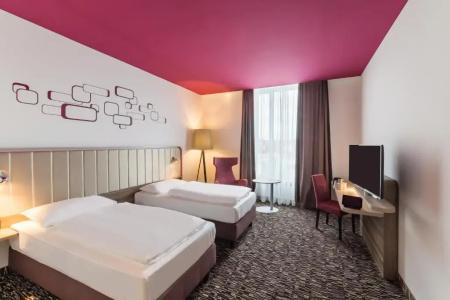 Park Inn by Radisson Neumarkt - 22