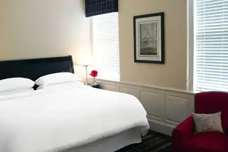 Sheraton Downtown - 49