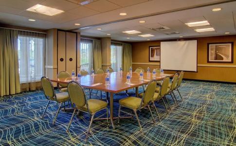 SpringHill Suites - 11