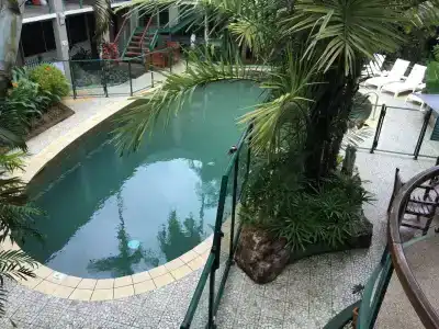 Bay Village Tropical Retreat & - 16