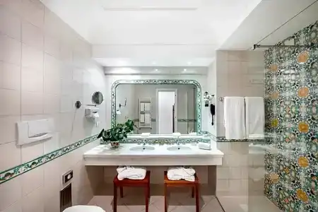 Eden Roc Suites - 92