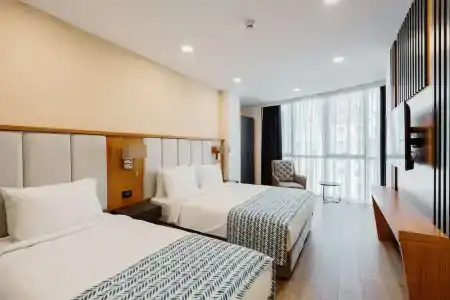 Best Western Plus - 70