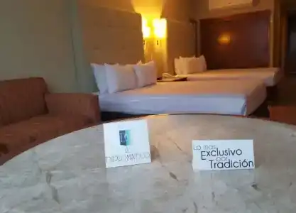 El Diplomatico - 45