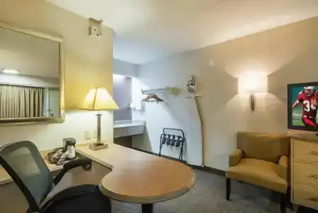 Red Roof Inn Indianapolis North - College Park - 35