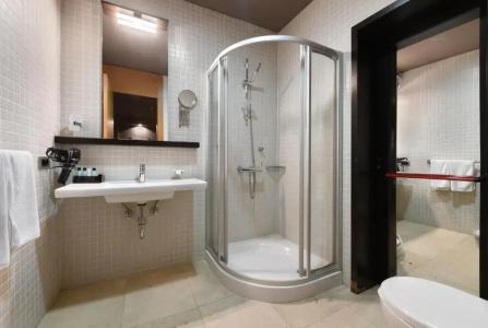 Ansen and Suites - 153