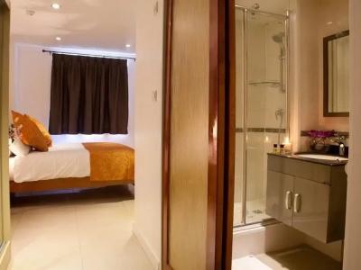 City Inn Russell Square - 52