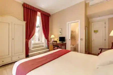 Roman Terrace - 45