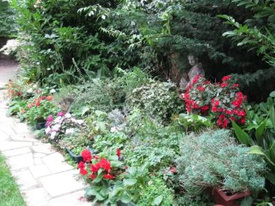 Dawson Place, Juliette's - 20