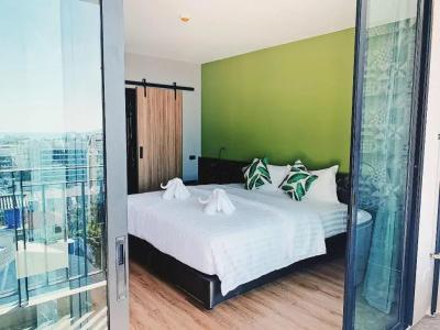 Sky Wave Patong - 28