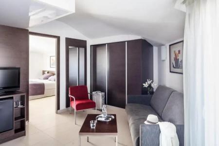 Aqua Montagut Suites 4*Sup - 46