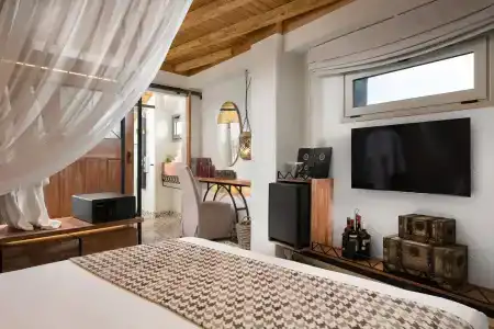 Elakati Luxury Boutique - Adults Only - 34